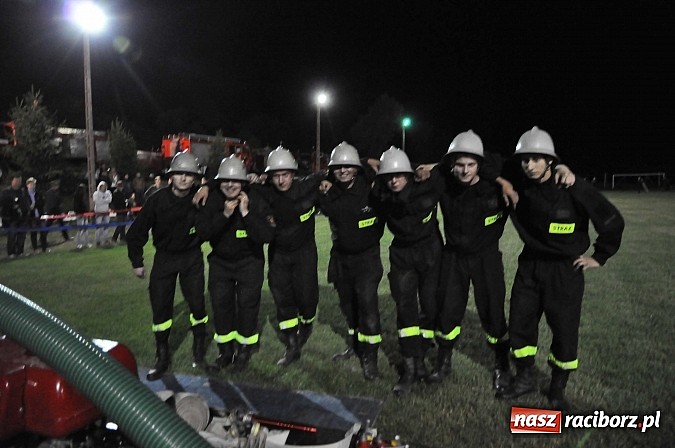Zdjęcie w galerii na portalu naszraciborz.pl: Nocne zawody strażackie - Bolesław 2015 wiadomości z regionu