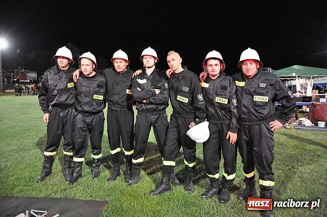 Zdjęcie w galerii na portalu naszraciborz.pl: Nocne zawody strażackie - Bolesław 2015 wiadomości z regionu