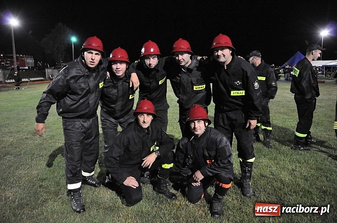 Zdjęcie w galerii na portalu naszraciborz.pl: Nocne zawody strażackie - Bolesław 2015 wiadomości z regionu