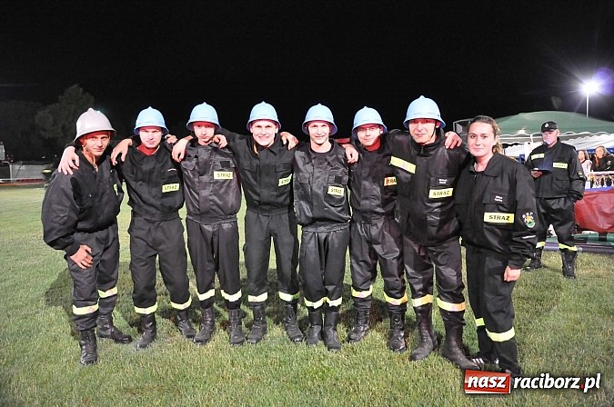 Zdjęcie w galerii na portalu naszraciborz.pl: Nocne zawody strażackie - Bolesław 2015 wiadomości z regionu