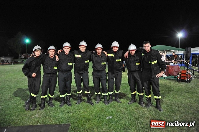 Zdjęcie w galerii na portalu naszraciborz.pl: Nocne zawody strażackie - Bolesław 2015 wiadomości z regionu