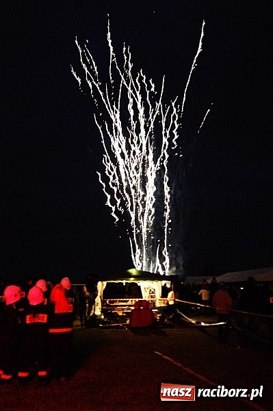 Zdjęcie w galerii na portalu naszraciborz.pl: Rekordowe nocne zawody w Bolesławiu. Tylko u nas foto i wideo z całych zawodów wiadomości z regionu