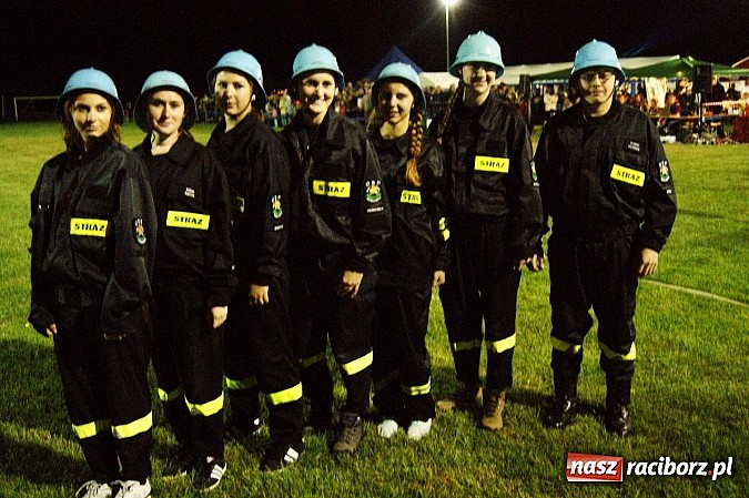 Zdjęcie w galerii na portalu naszraciborz.pl: Rekordowe nocne zawody w Bolesławiu. Tylko u nas foto i wideo z całych zawodów wiadomości z regionu