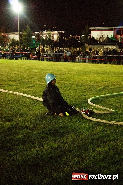 Zdjęcie w galerii na portalu naszraciborz.pl: Rekordowe nocne zawody w Bolesławiu. Tylko u nas foto i wideo z całych zawodów wiadomości z regionu