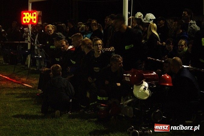 Zdjęcie w galerii na portalu naszraciborz.pl: Rekordowe nocne zawody w Bolesławiu. Tylko u nas foto i wideo z całych zawodów wiadomości z regionu