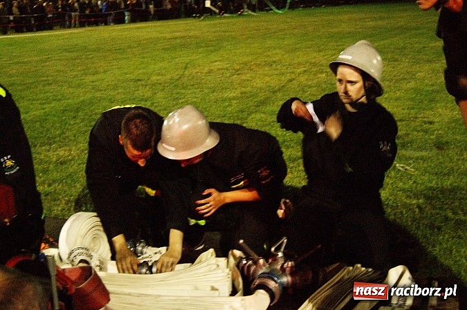 Zdjęcie w galerii na portalu naszraciborz.pl: Rekordowe nocne zawody w Bolesławiu. Tylko u nas foto i wideo z całych zawodów wiadomości z regionu