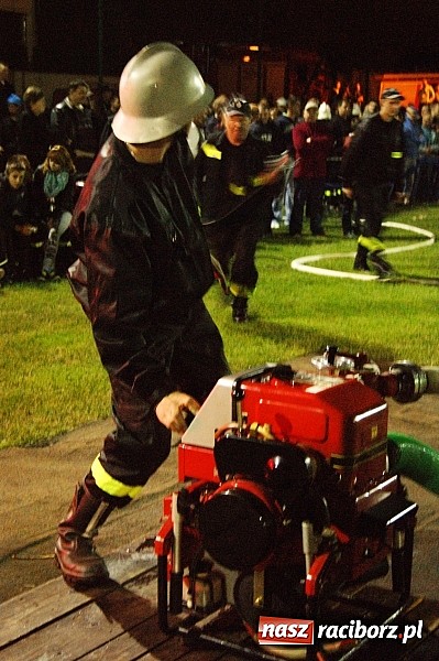 Zdjęcie w galerii na portalu naszraciborz.pl: Rekordowe nocne zawody w Bolesławiu. Tylko u nas foto i wideo z całych zawodów wiadomości z regionu