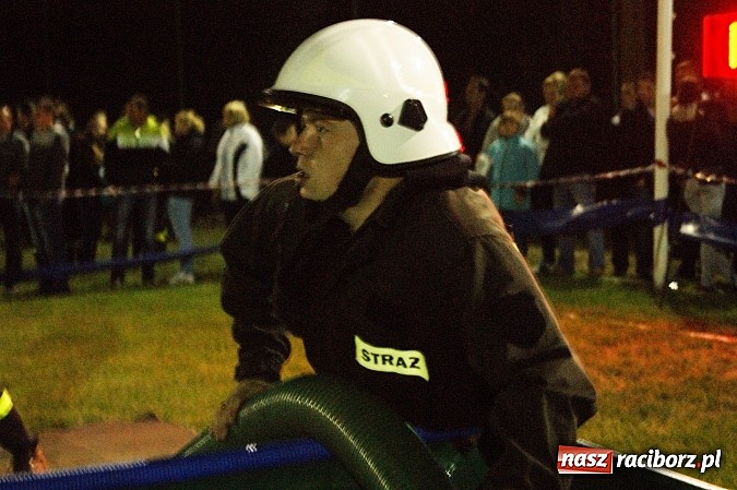 Zdjęcie w galerii na portalu naszraciborz.pl: Rekordowe nocne zawody w Bolesławiu. Tylko u nas foto i wideo z całych zawodów wiadomości z regionu