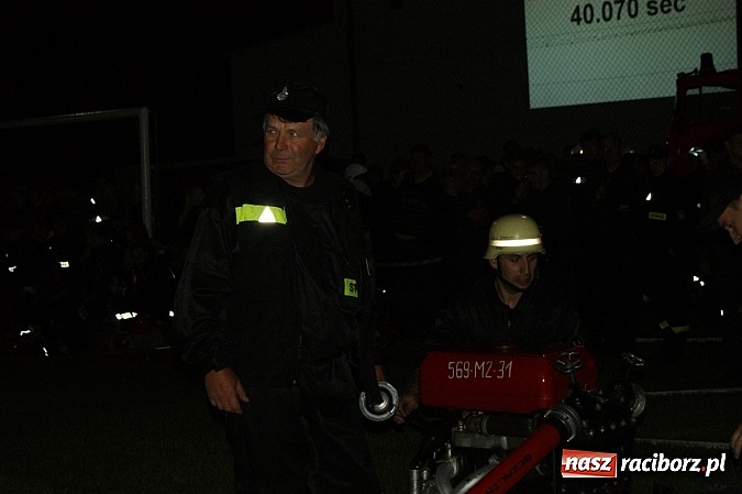 Zdjęcie w galerii na portalu naszraciborz.pl: Rekordowe nocne zawody w Bolesławiu. Tylko u nas foto i wideo z całych zawodów wiadomości z regionu
