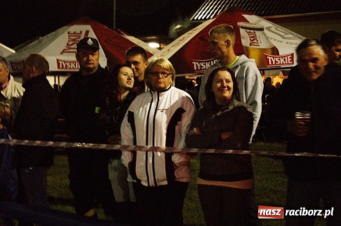 Zdjęcie w galerii na portalu naszraciborz.pl: Rekordowe nocne zawody w Bolesławiu. Tylko u nas foto i wideo z całych zawodów wiadomości z regionu