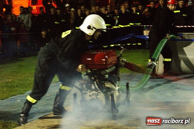 Zdjęcie w galerii na portalu naszraciborz.pl: Rekordowe nocne zawody w Bolesławiu. Tylko u nas foto i wideo z całych zawodów wiadomości z regionu