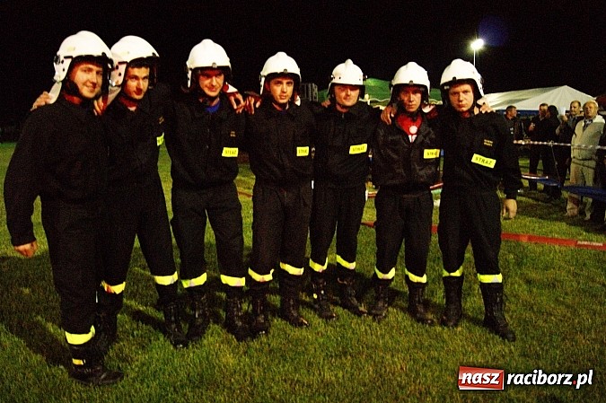 Zdjęcie w galerii na portalu naszraciborz.pl: Rekordowe nocne zawody w Bolesławiu. Tylko u nas foto i wideo z całych zawodów wiadomości z regionu