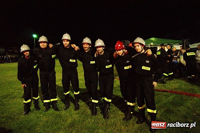 Zdjęcie w galerii na portalu naszraciborz.pl: Rekordowe nocne zawody w Bolesławiu. Tylko u nas foto i wideo z całych zawodów wiadomości z regionu