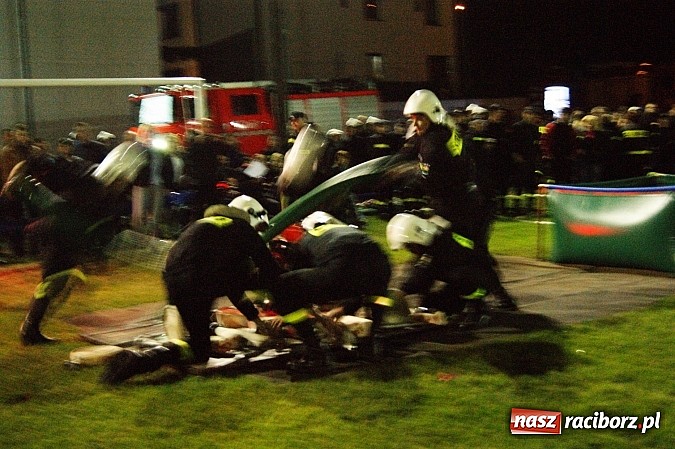 Zdjęcie w galerii na portalu naszraciborz.pl: Rekordowe nocne zawody w Bolesławiu. Tylko u nas foto i wideo z całych zawodów wiadomości z regionu