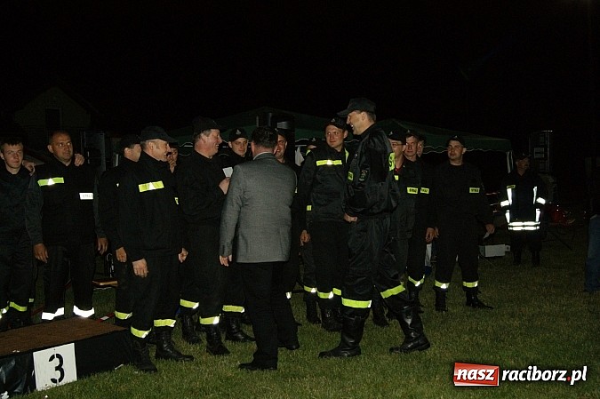 Zdjęcie w galerii na portalu naszraciborz.pl: Rekordowe nocne zawody w Bolesławiu. Tylko u nas foto i wideo z całych zawodów wiadomości z regionu
