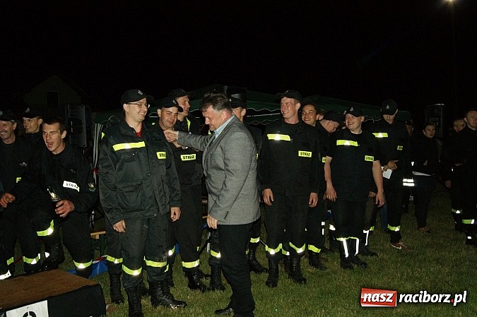Zdjęcie w galerii na portalu naszraciborz.pl: Rekordowe nocne zawody w Bolesławiu. Tylko u nas foto i wideo z całych zawodów wiadomości z regionu