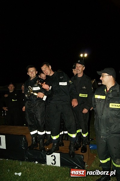 Zdjęcie w galerii na portalu naszraciborz.pl: Rekordowe nocne zawody w Bolesławiu. Tylko u nas foto i wideo z całych zawodów wiadomości z regionu