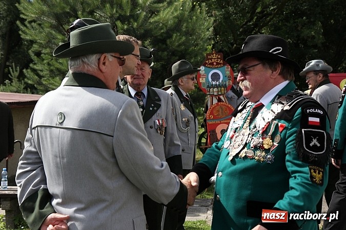 Zdjęcie w galerii na portalu naszraciborz.pl: Strzelanie kr&oacute;lewskie: Antoni Książek nowym raciborskim kr&oacute;lem kurkowym! wiadomości z regionu