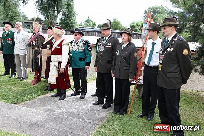 Zdjęcie w galerii na portalu naszraciborz.pl: Strzelanie kr&oacute;lewskie: Antoni Książek nowym raciborskim kr&oacute;lem kurkowym! wiadomości z regionu