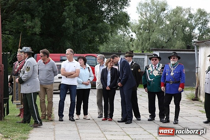Zdjęcie w galerii na portalu naszraciborz.pl: Strzelanie kr&oacute;lewskie: Antoni Książek nowym raciborskim kr&oacute;lem kurkowym! wiadomości z regionu