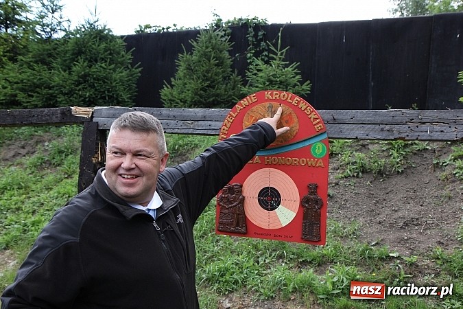 Zdjęcie w galerii na portalu naszraciborz.pl: Strzelanie kr&oacute;lewskie: Antoni Książek nowym raciborskim kr&oacute;lem kurkowym! wiadomości z regionu