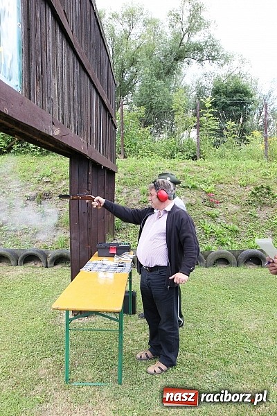 Zdjęcie w galerii na portalu naszraciborz.pl: Strzelanie kr&oacute;lewskie: Antoni Książek nowym raciborskim kr&oacute;lem kurkowym! wiadomości z regionu