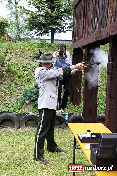 Zdjęcie w galerii na portalu naszraciborz.pl: Strzelanie kr&oacute;lewskie: Antoni Książek nowym raciborskim kr&oacute;lem kurkowym! wiadomości z regionu