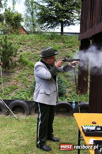 Zdjęcie w galerii na portalu naszraciborz.pl: Strzelanie kr&oacute;lewskie: Antoni Książek nowym raciborskim kr&oacute;lem kurkowym! wiadomości z regionu