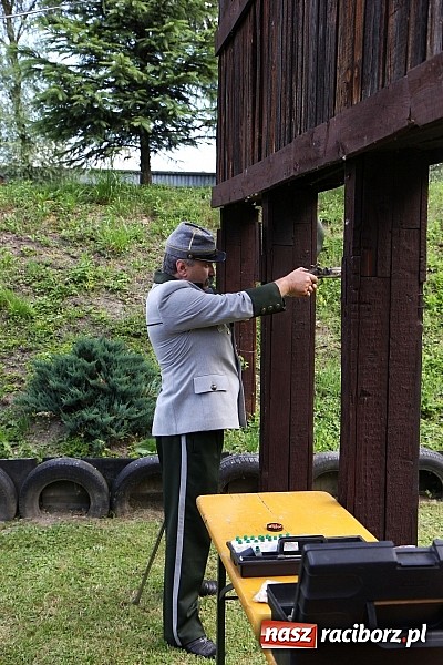 Zdjęcie w galerii na portalu naszraciborz.pl: Strzelanie kr&oacute;lewskie: Antoni Książek nowym raciborskim kr&oacute;lem kurkowym! wiadomości z regionu