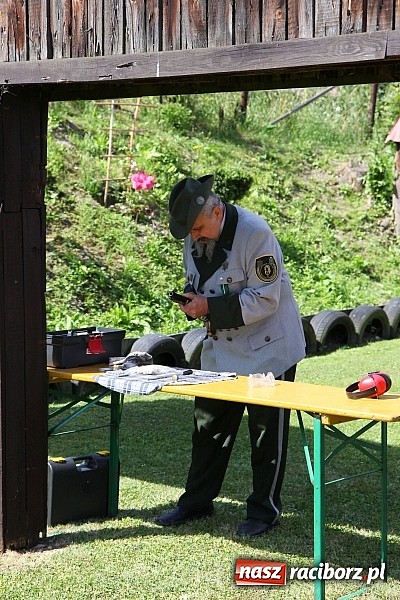 Zdjęcie w galerii na portalu naszraciborz.pl: Strzelanie kr&oacute;lewskie: Antoni Książek nowym raciborskim kr&oacute;lem kurkowym! wiadomości z regionu