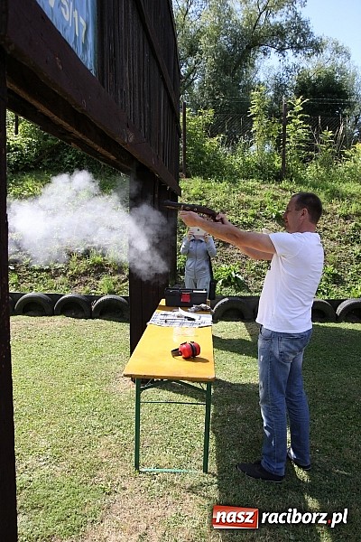 Zdjęcie w galerii na portalu naszraciborz.pl: Strzelanie kr&oacute;lewskie: Antoni Książek nowym raciborskim kr&oacute;lem kurkowym! wiadomości z regionu