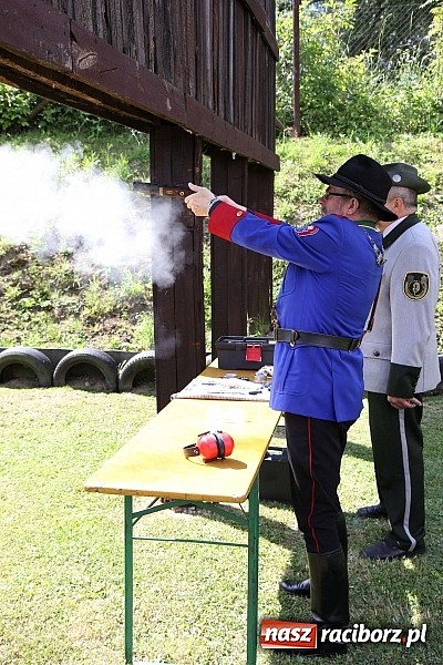 Zdjęcie w galerii na portalu naszraciborz.pl: Strzelanie kr&oacute;lewskie: Antoni Książek nowym raciborskim kr&oacute;lem kurkowym! wiadomości z regionu
