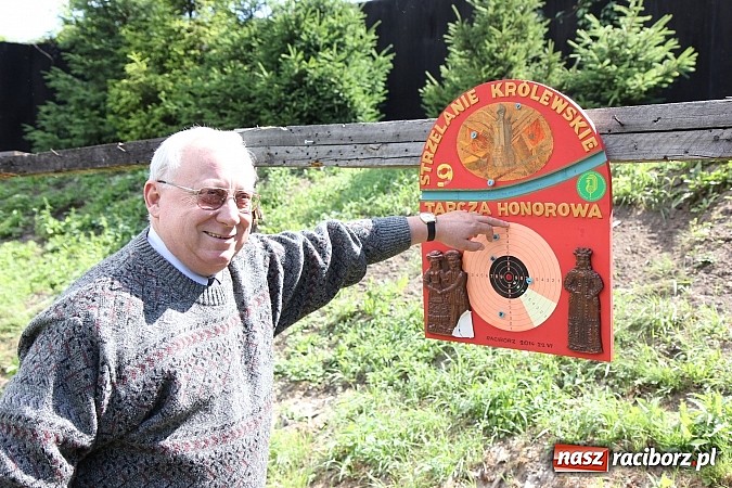 Zdjęcie w galerii na portalu naszraciborz.pl: Strzelanie kr&oacute;lewskie: Antoni Książek nowym raciborskim kr&oacute;lem kurkowym! wiadomości z regionu