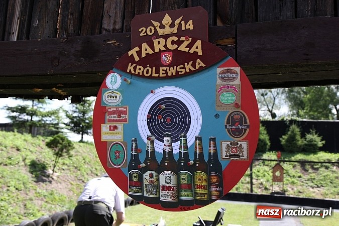 Zdjęcie w galerii na portalu naszraciborz.pl: Strzelanie kr&oacute;lewskie: Antoni Książek nowym raciborskim kr&oacute;lem kurkowym! wiadomości z regionu