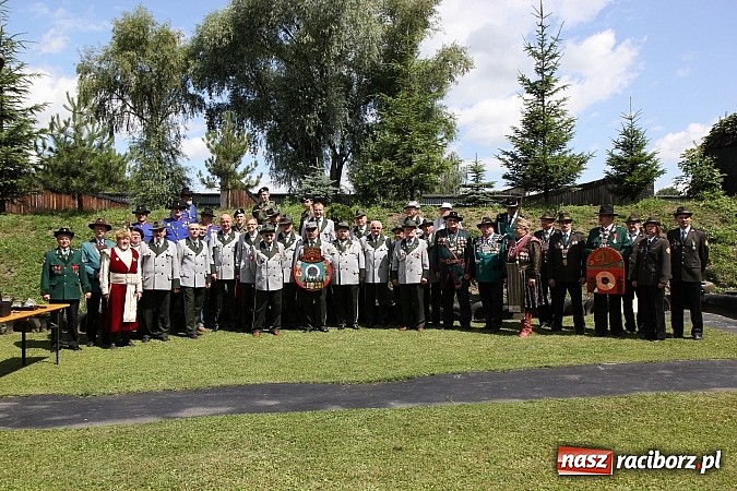 Zdjęcie w galerii na portalu naszraciborz.pl: Strzelanie kr&oacute;lewskie: Antoni Książek nowym raciborskim kr&oacute;lem kurkowym! wiadomości z regionu