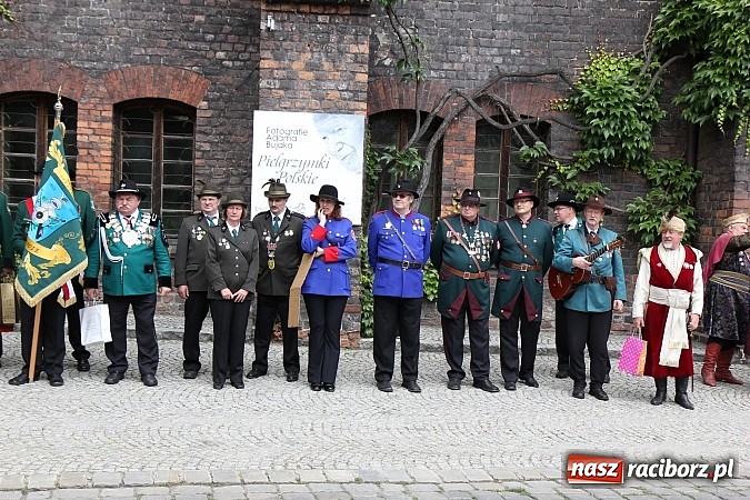 Zdjęcie w galerii na portalu naszraciborz.pl: Strzelanie kr&oacute;lewskie: Antoni Książek nowym raciborskim kr&oacute;lem kurkowym! wiadomości z regionu