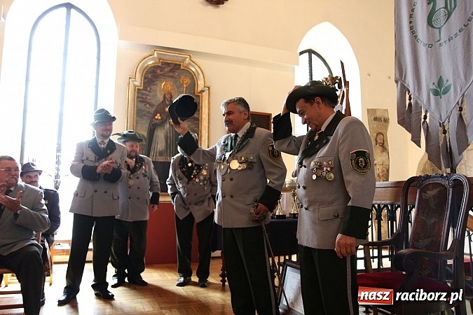 Zdjęcie w galerii na portalu naszraciborz.pl: Strzelanie kr&oacute;lewskie: Antoni Książek nowym raciborskim kr&oacute;lem kurkowym! wiadomości z regionu
