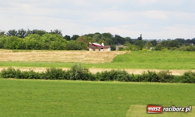 Zdjęcie w galerii na portalu naszraciborz.pl: Latać każdy może, czyli VII Międzynarodowy Piknik Modelarski w Raciborzu wiadomości z regionu