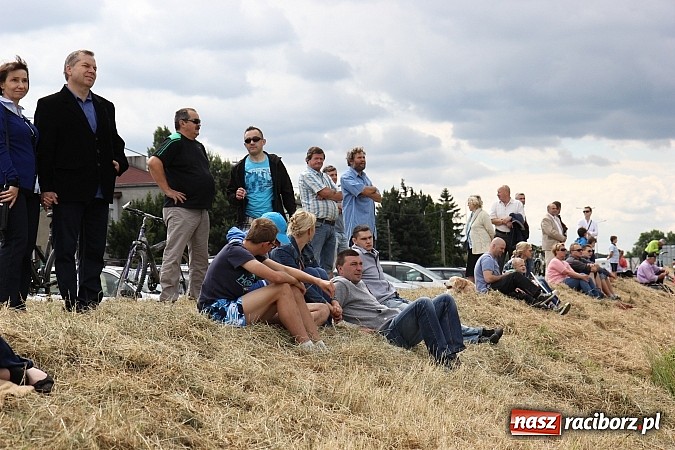 Zdjęcie w galerii na portalu naszraciborz.pl: Latać każdy może, czyli VII Międzynarodowy Piknik Modelarski w Raciborzu wiadomości z regionu