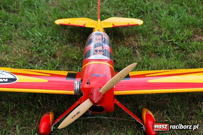 Zdjęcie w galerii na portalu naszraciborz.pl: Latać każdy może, czyli VII Międzynarodowy Piknik Modelarski w Raciborzu wiadomości z regionu