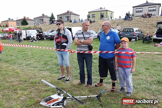 Zdjęcie w galerii na portalu naszraciborz.pl: Latać każdy może, czyli VII Międzynarodowy Piknik Modelarski w Raciborzu wiadomości z regionu