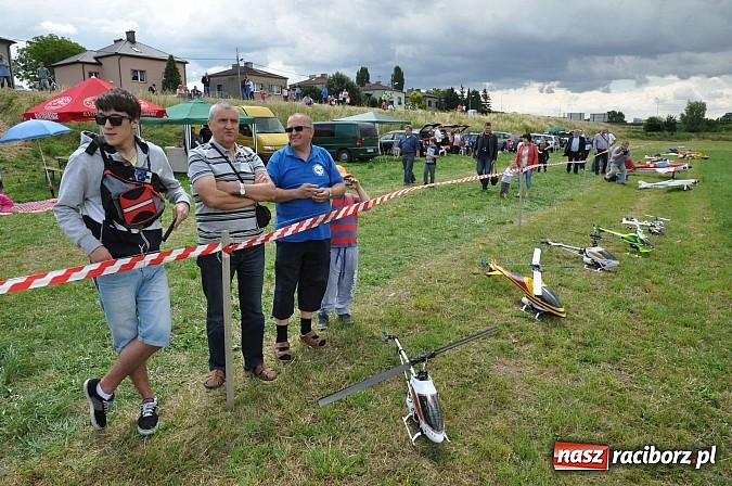 Zdjęcie w galerii na portalu naszraciborz.pl: Latać każdy może, czyli VII Międzynarodowy Piknik Modelarski w Raciborzu wiadomości z regionu