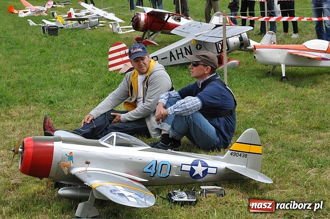 Zdjęcie w galerii na portalu naszraciborz.pl: Latać każdy może, czyli VII Międzynarodowy Piknik Modelarski w Raciborzu wiadomości z regionu