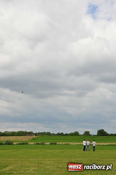 Zdjęcie w galerii na portalu naszraciborz.pl: Latać każdy może, czyli VII Międzynarodowy Piknik Modelarski w Raciborzu wiadomości z regionu