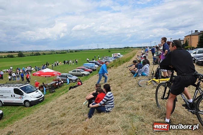 Zdjęcie w galerii na portalu naszraciborz.pl: Latać każdy może, czyli VII Międzynarodowy Piknik Modelarski w Raciborzu wiadomości z regionu