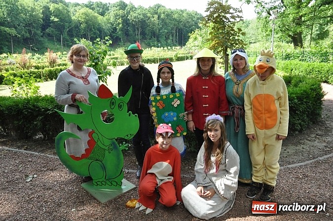 Zdjęcie w galerii na portalu naszraciborz.pl: II Bajkowy Las - spora frekwencja na leśnych duktach. Świetna zabawa na kempingu Obora wiadomości z regionu