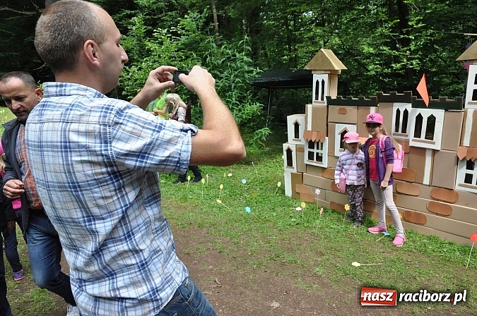 Zdjęcie w galerii na portalu naszraciborz.pl: II Bajkowy Las - spora frekwencja na leśnych duktach. Świetna zabawa na kempingu Obora wiadomości z regionu