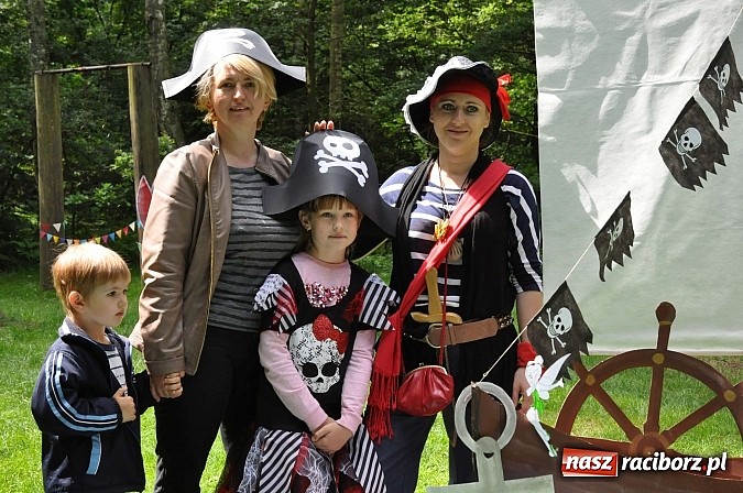 Zdjęcie w galerii na portalu naszraciborz.pl: II Bajkowy Las - spora frekwencja na leśnych duktach. Świetna zabawa na kempingu Obora wiadomości z regionu