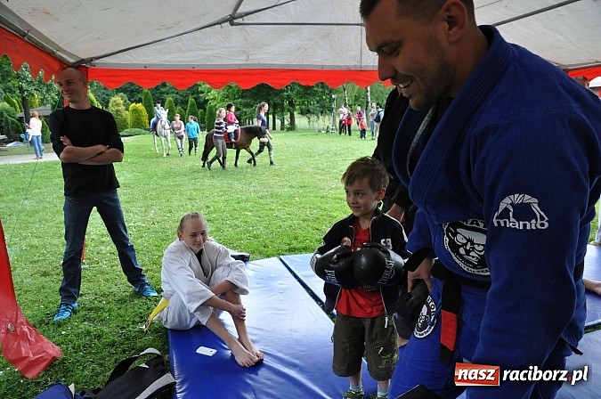 Zdjęcie w galerii na portalu naszraciborz.pl: II Bajkowy Las - spora frekwencja na leśnych duktach. Świetna zabawa na kempingu Obora wiadomości z regionu