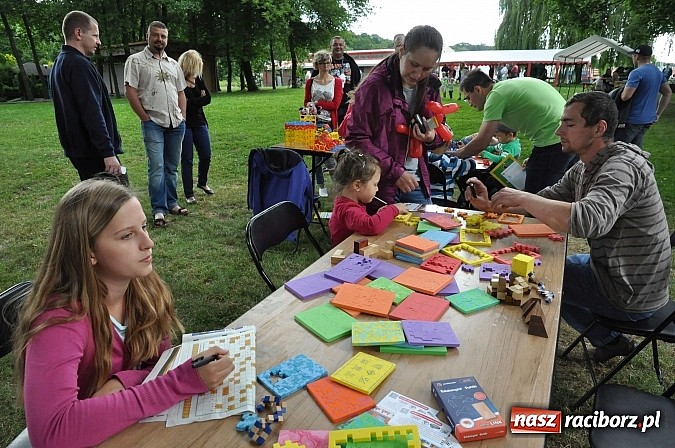 Zdjęcie w galerii na portalu naszraciborz.pl: II Bajkowy Las - spora frekwencja na leśnych duktach. Świetna zabawa na kempingu Obora wiadomości z regionu